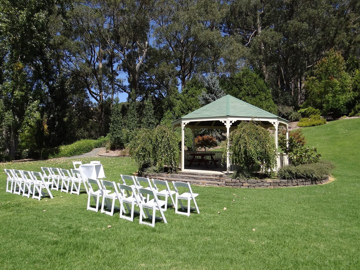 Rotunda ceremony site in the botanic gardens